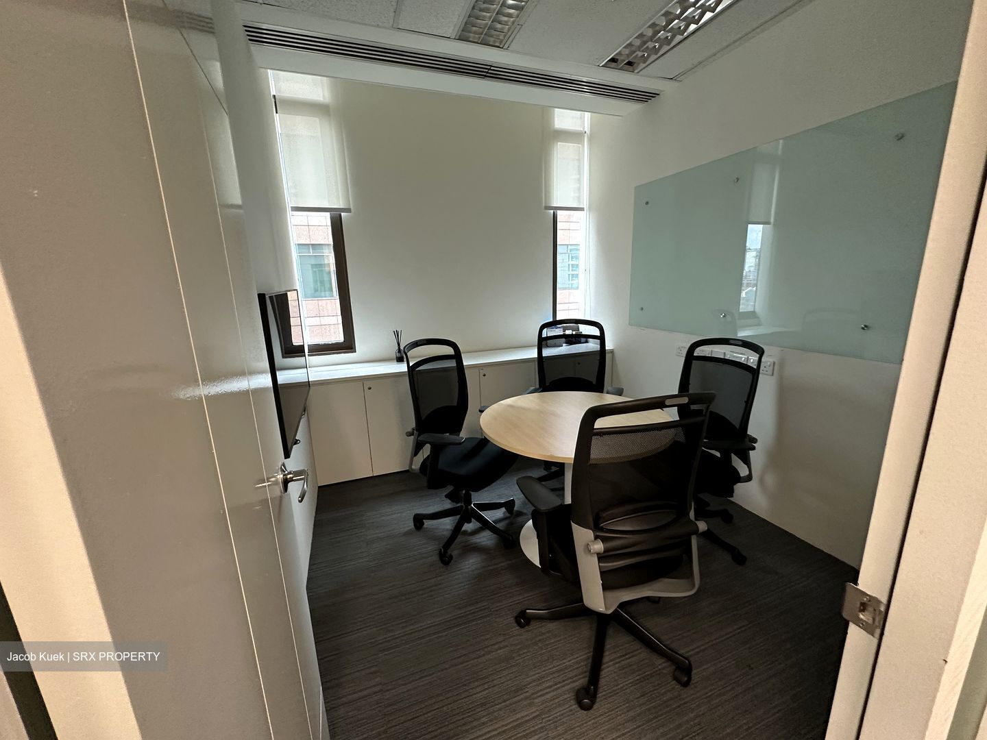 Great World City (D9), Office #495672411